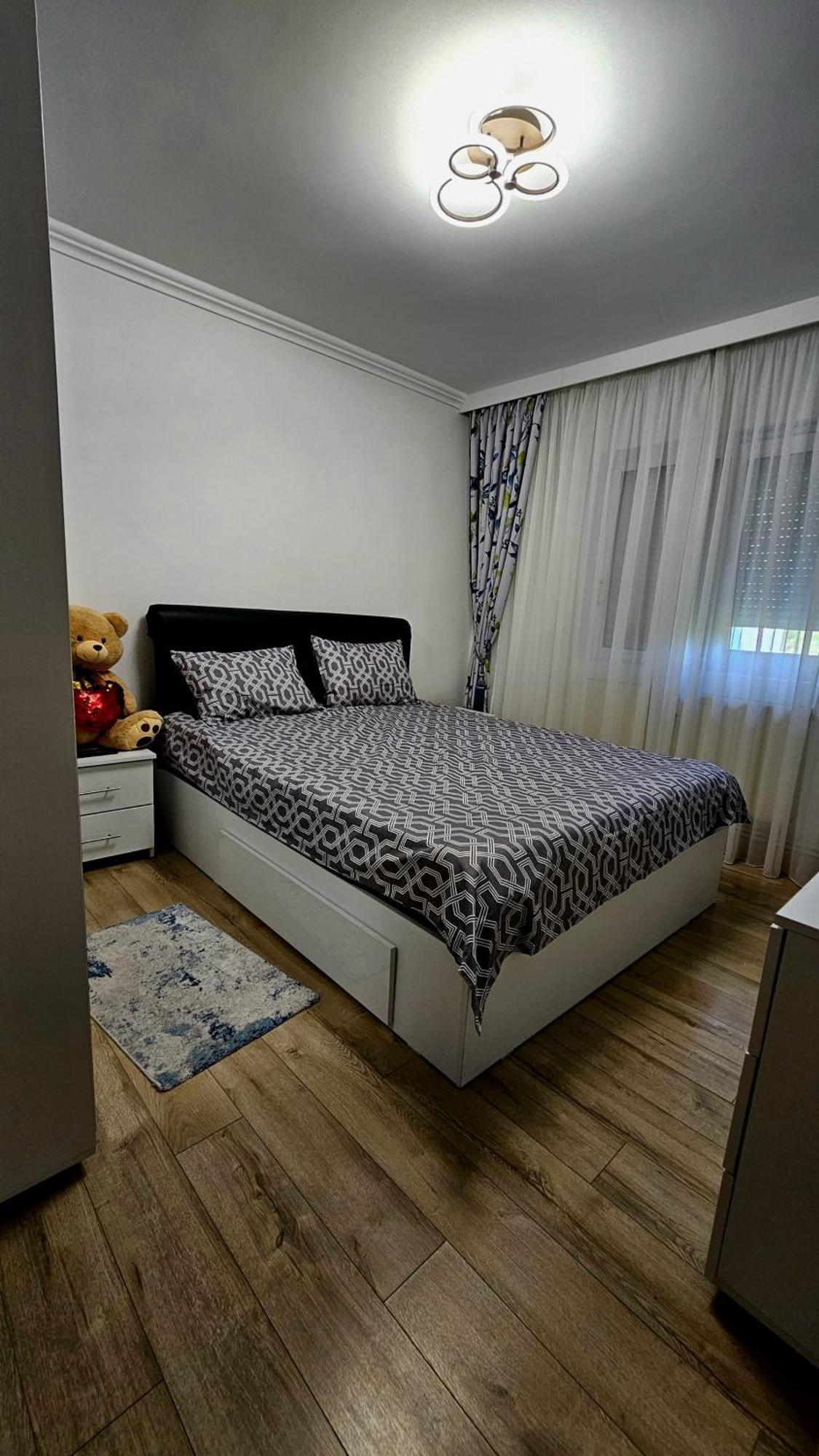 Rose Residence Бузау Екстериор снимка